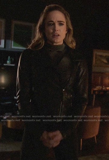 Sara's ribbed top and leather jacket on Arrow
