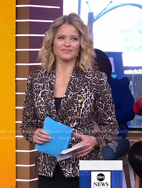 Sara's leopard print blazer on Good Morning America