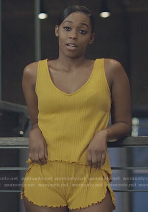 Anissa's yellow ruffle trim tank top and shorts on Black Lightning