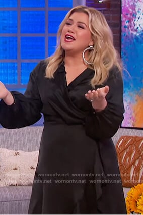 Kelly's black satin dress on The Kelly Clarkson Show