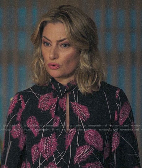Alice's pink feather print blouse on Riverdale