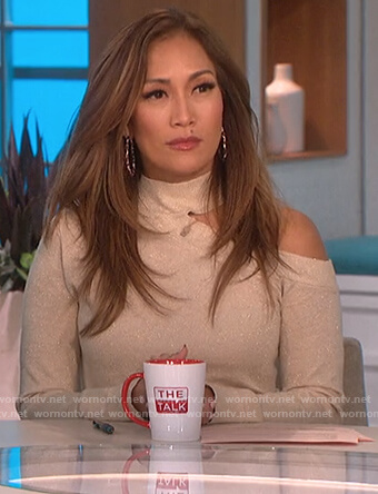 Carrie's metallic cutout sweater on The Talk