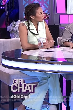 Jeannie's mint green sleeveless blazer on The Real
