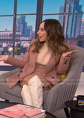 Lilliana's pink plaid skirt suit on E! News