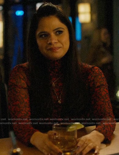 Mel's black and red floral top on Charmed