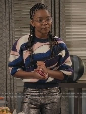 Diane's colorblock sweater and metallic snakeskin pants on Black-ish