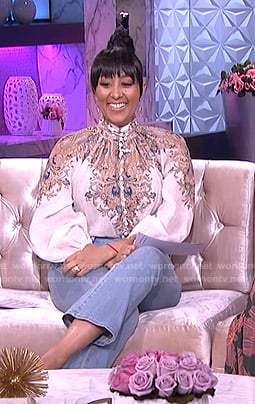 Tamera's white paisley print blouse and cropped jeans on The Real