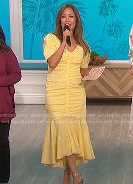 Carrie's yellow gingham ruched dress on The Talk