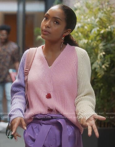 Zoey's pink colorblock cardigan on Grown-ish