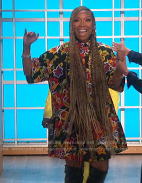 Brandy's black floral dress on The Talk