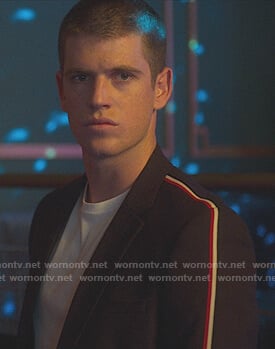 Guzman's navy side stripe blazer on Elite