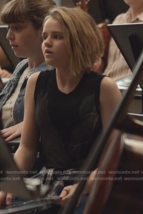 Izzy's black eagle print top on Little Fires Everywhere