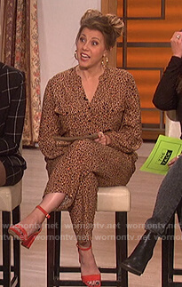 Jodie Sweetin's leopard print jumpsuit on The Talk
