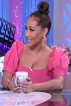 Adrienne's pink puff sleeve top on The Real