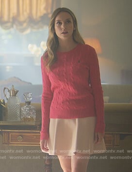 Carla's pink cable knit sweater on Elite