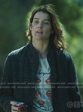 Dex's white Velvet Underground print tee on Stumptown