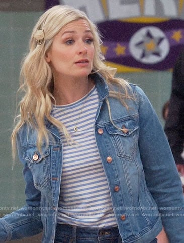 Gemma's blue striped tee and denim jacket on The Neighborhood