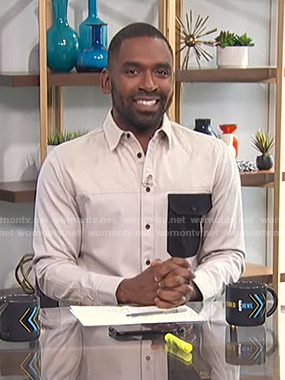 Justin's white shirt with contrast pocket on E! News Daily Pop