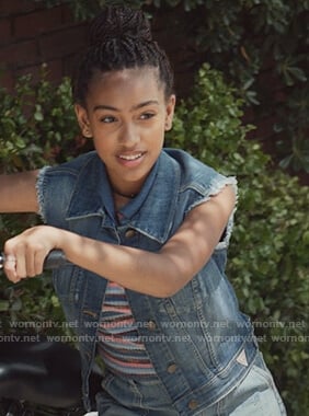 Pearl's distressed denim vest on Little Fires Everywhere