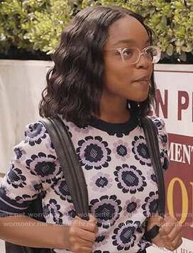 Diane's purple floral short sleeve sweater on Black-ish