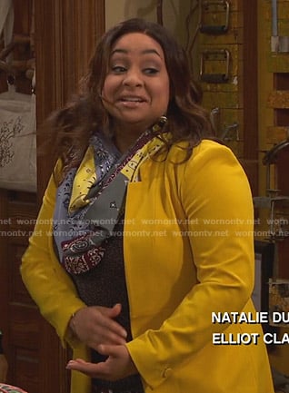 Raven's yellow jacket on Ravens Home