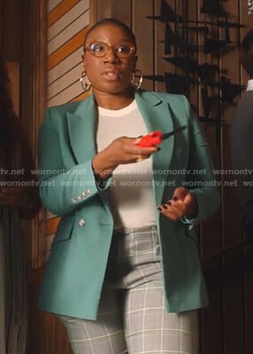 Hen's green double breasted blazer on 9-1-1