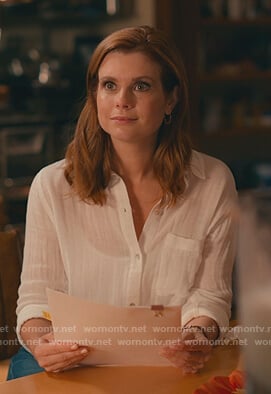 Maddie's white cotton shirt on Sweet Magnolias