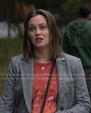 Angie's red tiger print tee on Single Parents