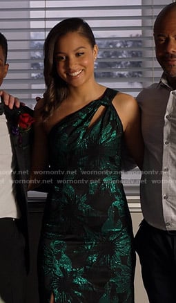 May's metallic one-shoulder gown on 9-1-1