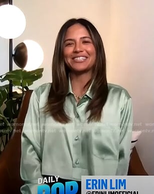 Erin's green cropped satin shirt on E! News Daily Pop
