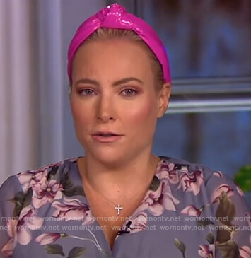 Meghan's pink leather knotted headband on The View