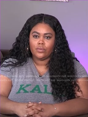 Nina's grey Kale tee on E! News Nightly Pop