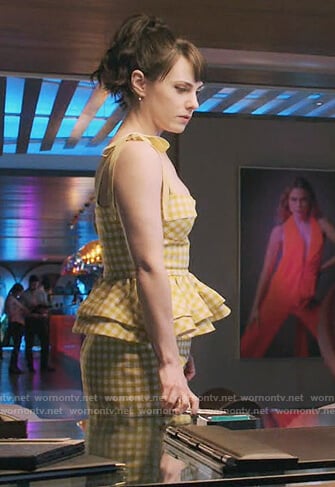 Piper's yellow gingham top and skirt on The Baker and the Beauty