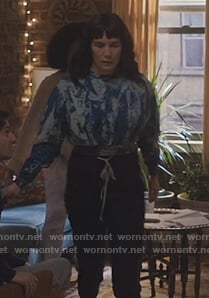 Sara's blue tie dye cropped sweatshirt on Love Life
