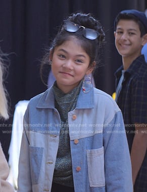 Claudia's colorblock denim jacket on The Baby-Sitters Club