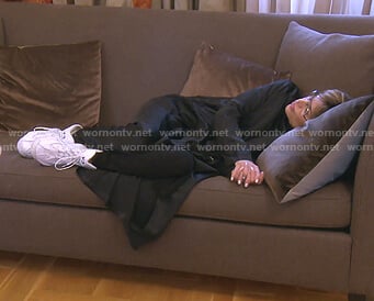 Lisa's white sneakers on The Real Housewives of Beverly Hills