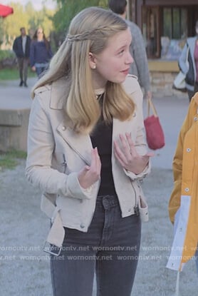 Stacey's beige suede moto jacket on The Baby-Sitters Club on The Baby-Sitters Club