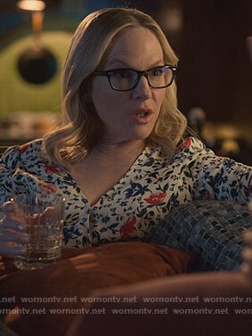 Linda's white floral blouse on Lucifer
