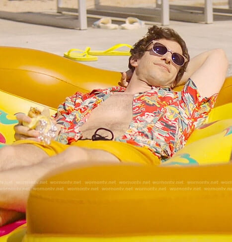 Nyles's red Hawaiian shirt on Palm Springs