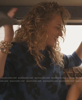 Sabine's blue leopard cropped sweater on Trinkets