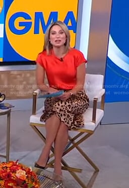 Amy's red top and leopard print skit on Good Morning America