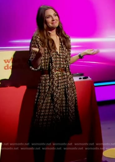 Drew's brown printed shirtdress on The Drew Barrymore Show