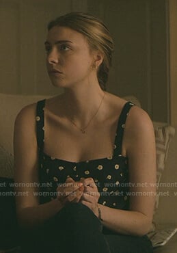 Sterling's black floral sleeveless top on Teenage Bounty Hunters