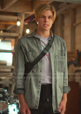 Alex's grey printed shirt on Julie and the Phantoms
