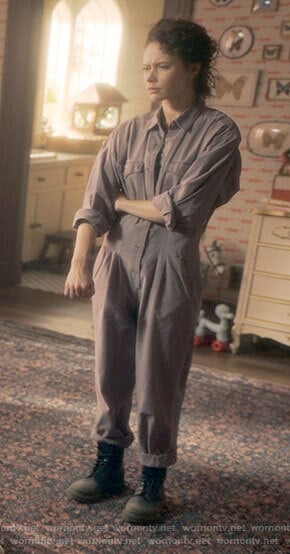 Jamie's mauve boilersuit on The Haunting of Bly Manor
