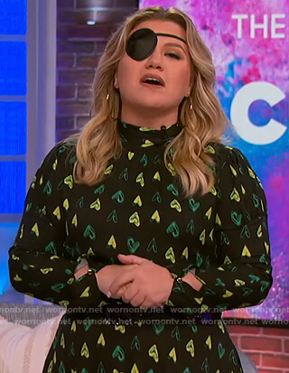 Kelly's black heart print dress on The Kelly Clarkson Show