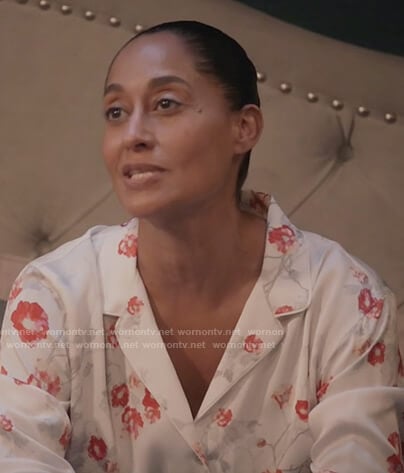 Rainbow's white floral pajamas on Black-ish