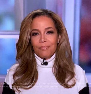 Sunny's white colorblock sweater on The View