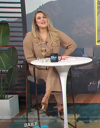 Carissa's beige cargo jumpsuit on E! News Daily Pop