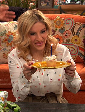 Chelsea's white star print blouse on Ravens Home